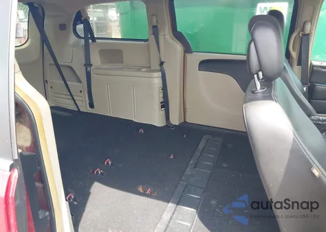 2016 Chrysler Town & Country Touring z USA, uszkodzony, nr VIN 2C4RC1BG9GR206528